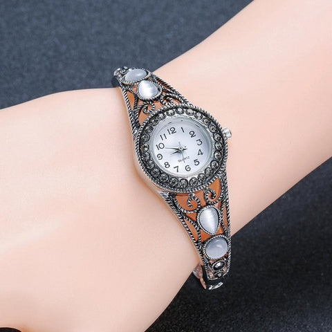 Vintage Rhinestone Crystal Bracelet Watch 2017 Dial Analog Quartz Wrist Watch For Women Ladies Watches Women reloj mujer #609